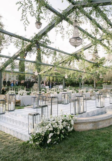 Peru Wedding, Preston Bailey Wedding, Open Air Wedding, Nature Themed Wedding, Colin Cowie Wedding, Elegant Wedding Themes, Wedding Backyard Reception, Special Events Decor, Wedding Expenses