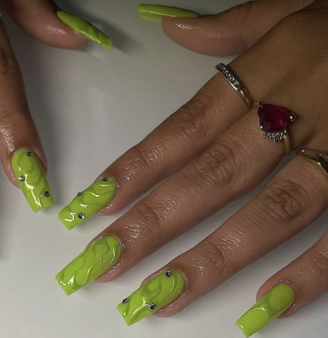 Green Croc Nails, Apres Gel X Nails Design, Olive Nails, Neon Green Nails, Boho Nails, Art Deco Nails, Green Chrome, Work Nails, Exotic Nails