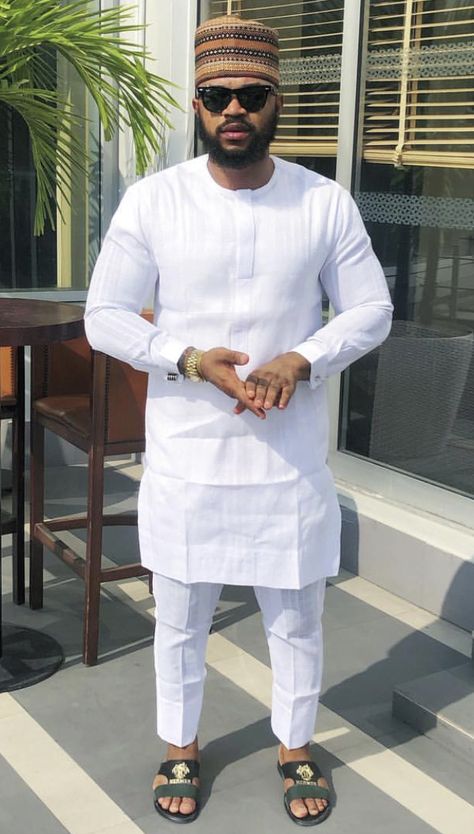 Kaftan Ideas, African Suits, Hebrew Clothing, Wedding Suit Styles, Senator Wears, Costume Africain, African Suit, Nigerian Men Fashion, To Start A Conversation