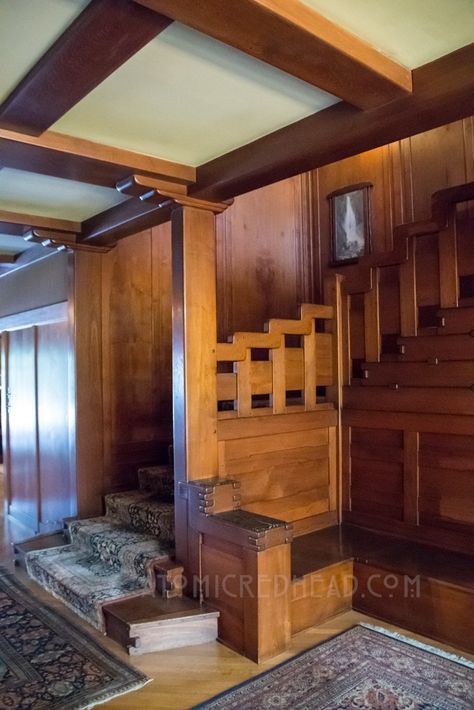 Craftsman Cabin, Gamble House Pasadena, Craftsman Style Interior, Craftsman Architecture, Shiro Kuramata, Gamble House, Vintage Craftsman, American Craftsman, Arts Crafts Style