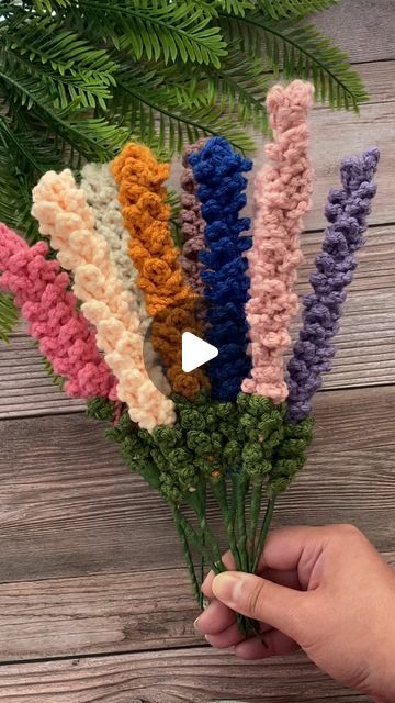 5mm Crochet Hook, Cotton Yarn Projects, Modern Crochet Blanket, Throw Blanket Pattern, Yarn Flowers, Crochet Earrings Pattern, Crochet Bouquet, Crochet Throw Blanket, Crochet Flower Tutorial