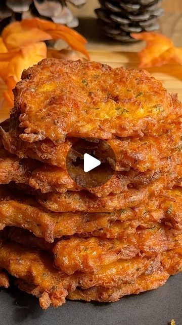 Butternut Squash Fritters, Squash Patties, Butternut Squash Fries, Squash Fritters, Garlic Dip, Homemade Meals, Butternut Squash Recipes, Cozy Moments, Squash Recipes