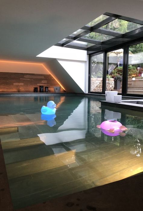 Indoor Swimming Pool, Dream Pools, Indoor Swimming, Dream House Rooms, Luxury Homes Dream Houses, Dream House Interior, Dream House Exterior, House Goals, Dream Rooms