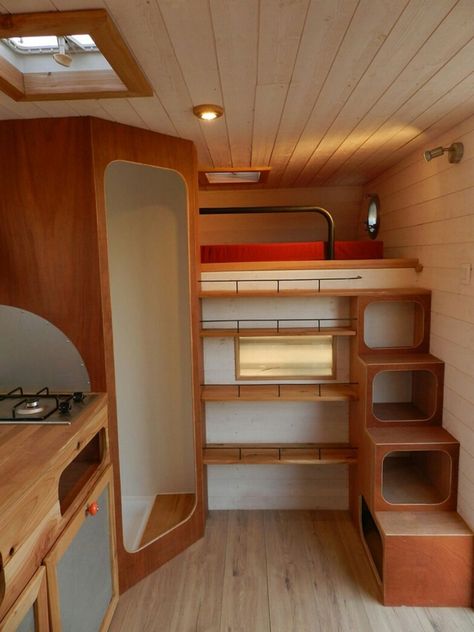 Steps and storage? Possible bathroom layout too... Interior Design Country, Enclosed Trailer Camper, Cargo Van Conversion, Van Conversion Layout, Cargo Trailer Camper Conversion, Cargo Trailer Conversion, Cargo Trailer Camper, Bus Living, Credit Card Design