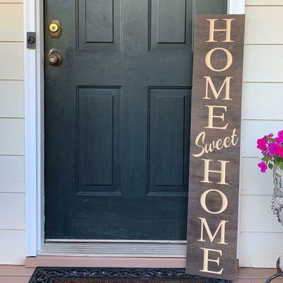 Home Welcome Sign, Painting Signs, Yard Flowers, Mom Crafts, Solar Light Crafts, Home Sweet Home Sign, Welcome Signs Front Door, Woodwork Ideas, Diy Planter