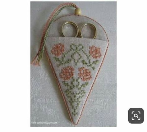 Scissor Case Pattern, 3d Cross Stitch, Biscornu Cross Stitch, Scissor Fobs, Scissor Case, Scissor Fob, Needle Books, Cross Stitch Finishing, Cross Stitch Needles