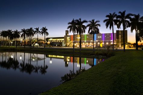 Miami Dade College-North campus Miami Dade College, College Vision Board, North Campus, Miami Dade, University Of Miami, Colleges And Universities, Oasis, Vision Board, Miami