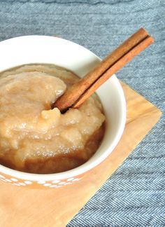 Yummy velvety pear sauce. A perfect way to use up unripe pears or overripe pears. Snack on it, put it on a muffin, mix it in your yogurt, oatmeal, in a smoothie or even on vanilla ice cream. A treat even the little ones will love! my 5 month old took a few bites :-) Hindi Recipes, Homemade Applesauce Recipe, Homemade Applesauce Recipes, Pear Sauce, Applesauce Recipe, Recipe App, Apple Sauce Recipes, Baby Puree, Homemade Applesauce