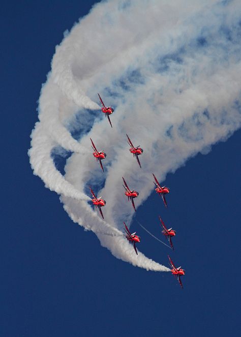 ˚The 9 BAe Hawk T.1s of the Royal Air Force Red Arrows display team in their trademark formation over Duxford during the 2014 Air Show - England Raf Red Arrows, Independence Day Background, Airplane Photography, Air Fighter, Red Arrows, Red Arrow, Jet Plane, Blue Angels, Aviation Art