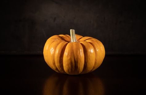 The Benefits of Pumpkin - A Superfood #asfacertified #pumpkin #diet #superfood #sportsnutrition #personaltrainer #fitness #cptcertified Types Of Squash, Crookneck Squash, Buttercup Squash, Pumpkin Vegetable, Squash Vegetable, Vegetable Pictures, Pumpkin Images, Pumpkin Pictures, Keto Pumpkin