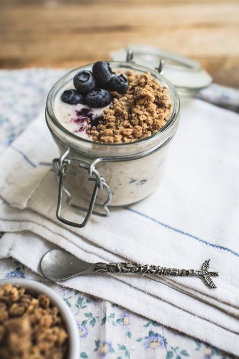 Blueberry Pie Overnight Oats | Faith, Hope, Love, and Luck Survive Despite a Whiskered Accomplice Overnight Oats Recipe Breakfast, Healthy Fast Food Breakfast, Fast Healthy Breakfast, Breakfast Blueberry, Healthy Pregnancy Snacks, Blueberry Overnight Oats, Breakfast Oats Overnight, Pregnancy Snacks, Fast Food Breakfast