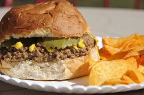 There are as many recipes for South Dakota's favorite sandwich as there are names for it —  taverns, loose meat sandwiches, barbecues or sloppy joes. Taverns Recipe, Loose Meat Sandwich, Maid Rite Sandwiches, Meat Sandwiches, Loose Meat, Beef Sandwich Recipes, Loose Meat Sandwiches, Olive Garden Recipes, Meat Sandwich