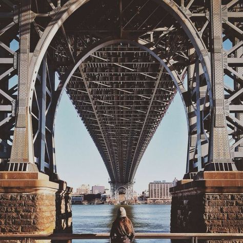 Williamsburg Bridge, People Search, Concrete Jungle, City Photography, A Bridge, New York State, Wonders Of The World, Street Photography, Adventure Travel