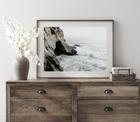 Copy Right Free Images, Ocean Cliffside, Sea Landscape Photography, Farmhouse Artwork, Landscape Photography Art, Airbnb Ideas, Modern Abstract Print, Free Printable Wall Art, Free Printable Art