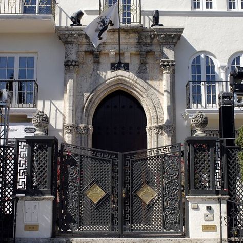 Gianni Versace House Sale Pictures | POPSUGAR Fashion Photo 10                                                                                                                                                                                 More Versace House Miami, Gianni Versace House, Versace House, Casa Casuarina, Celebrity Mansions, Versace Mansion, House Sale, Miami Houses, Versace Couture