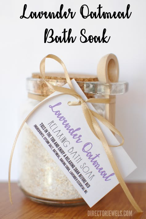 Bath And Body Recipes, Oatmeal Bath Soak, Essential Oils Diy, Diy Bath Soak, Lavender Oatmeal, Bath Soak Recipe, Bath Salts Recipe, Oatmeal Bath, Floral Essential Oils