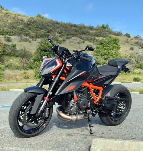 1290 Super Duke R, Ktm Super Duke, Super Duke, Ktm Motorcycles, Image Moto, New Photo Style, Power Bike, Best Photo Background, Riding A Bike