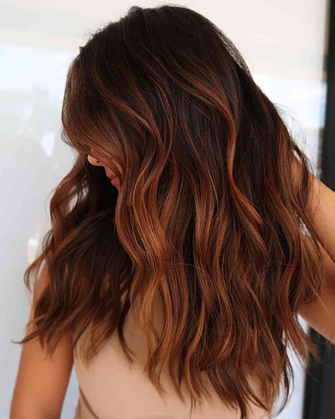 26 Trendy Auburn Balayage Hair Color Ideas Auburn Balayage Hair, Medium Auburn Hair Color, Fall Auburn Hair, Balayage Auburn, Medium Auburn Hair, Auburn Hair Balayage, Dark Auburn Hair, Balayage Hair Color Ideas, Balayage Ideas