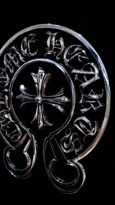 Chrome Hearts Background, Chrome Hearts Poster, Chromehearts Aesthetic Wallpaper, Chrome Heart Wallpaper Iphone Aesthetic, Chrome Hearts Wallpaper Iphone, Chrome Wallpaper Aesthetic, Chrome Hearts Pfp, Opiumcore Wallpaper, Chrome Of Hearts