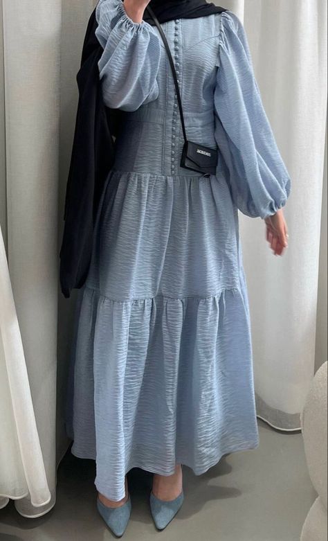 Islamic Modest Fashion, Modest Outfits Muslim, Modest Girly Outfits, Hijab Outfit Ideas, Hijabista Fashion, Stylish Outfits Casual, Modest Dresses Fashion, Modesty Outfits, Muslim Outfits Casual