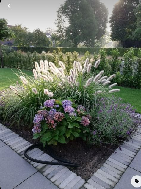 Landscape For White House, Landscape Garden Ideas, Back Garden Design, Front Yard Garden Design, Rock Garden Landscaping, Have Inspiration, Outdoor Gardens Design, Backyard Garden Design, Garden Landscape Design