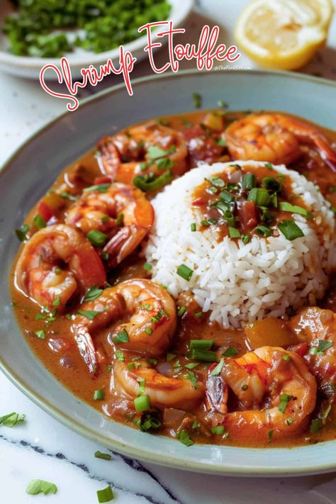 This Shrimp Étouffée recipe brings you the bold flavors of Louisiana for an easy weeknight meal. Tender shrimp swim in a rich, spicy sauce that will have everyone coming back for more. Joanna Gaines Shrimp Boil Recipe, Quick Dishes Easy Dinners, Black Southern Food, Shrimp Effoute Recipe, Cajun Shrimp Etouffee, Shrimp Rice And Asparagus Recipes, Rice With Seafood Recipes, Louisiana Shrimp Recipes, Shrimp Perloo Southern Living