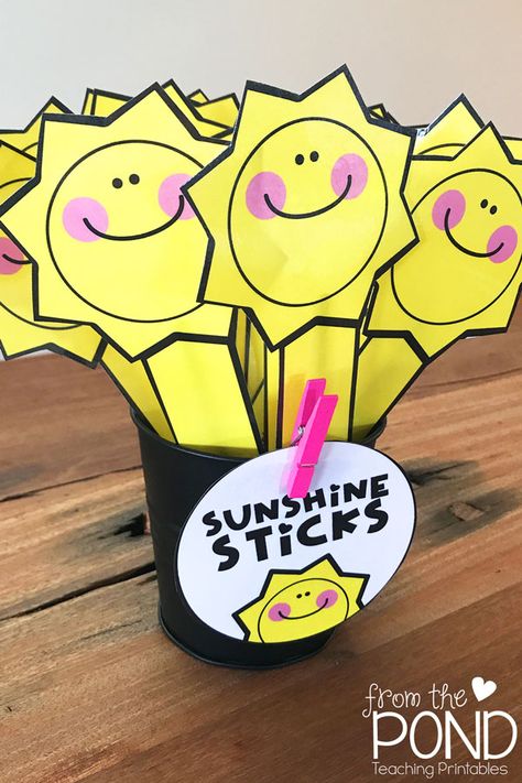 Sunshine Sticks - Kindness in the Classroom Brain Break #fromthepond #classroom #kindness #brainbreak Brain Break Activities, Happy Classroom, Sunshine Crafts, First Grade Lessons, Teaching Printables, From The Pond, Kindness Activities, Printable Classroom Decor, Preschool Bulletin Boards