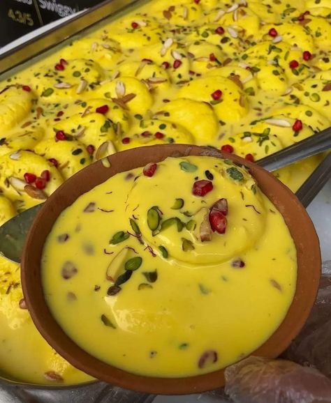 Ras Malai, Gulab Jamun Recipe, Jamun Recipe, Healthy Food Inspiration, Food Hub, Vegetarian Fast Food, Sweet Dishes Recipes, Indian Desserts, Healthy Sweets Recipes