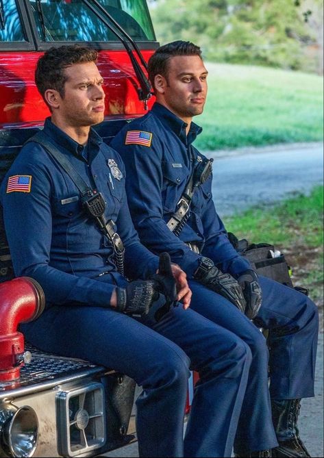 Buck And Eddie, Oliver Stark, Into The Badlands, Ryan Guzman, Fox Tv, Movies And Series, Fire Fighter, Treasure Hunt, Lone Star