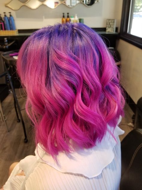 Pink And Purple Color Melt Hair, Bright Hair Colour Ideas For Short Hair, Pink And Purple Tips Hair, Purple Pink Short Hair, Hot Pink Hair Ombre, Pink And Purple Split Dye Short Hair, Pink Purple Ombre Hair, Pink And Purple Short Hair, Purple Color Melt Hair