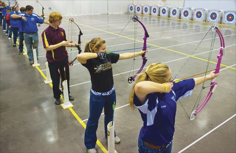 Archery Room, Archery Tournament, Archery Training, Archery Competition, Archery Sport, Sports Center, Room Ideas Aesthetic, Sports Complex, School Tips