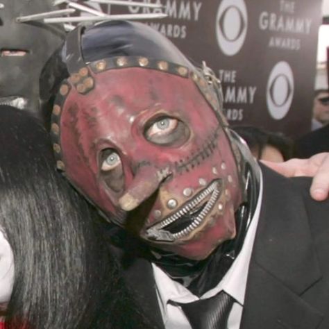 Chris Fehn in a suit. Chris Slipknot, Chris Fehn, Silly Guy, Band Members, Slipknot, Great Bands, Cool Bands, Celebrity Crush