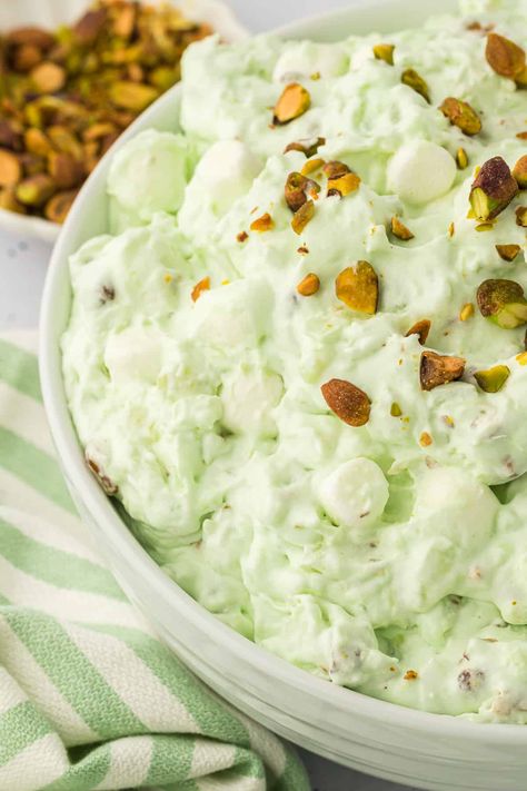 Pistachio Salad Recipe, Pistachio Pudding Salad, Pistachio Fluff, Pineapple Delight, Creamy Fruit Salads, Pistachio Salad, Fluff Recipe, Pistachio Pudding, Instant Pudding Mix