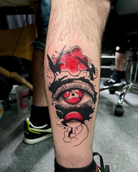 Naruto shiringan tattoo idea Sharingan Tattoo Design, Mangekyou Sharingan Tattoo, Sasuke Uchiha And Itachi, Sharingan Tattoo, Itachi Eyes, Itachi Tattoo, Brother Tattoos, Itachi Mangekyou Sharingan, Naruto Sharingan