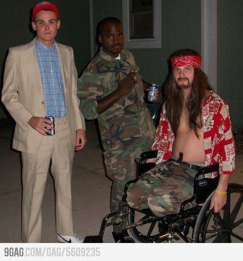 Forrest Gump, Lt. Dan and Bubba...this is brilliant! Funny Group Halloween Costumes, Forrest Gump Costume, Diy Group Halloween Costumes, Best Costume Ever, Best Group Halloween Costumes, Forest Gump, Movie Halloween Costumes, Themed Halloween Costumes, Mardi Gras Costumes