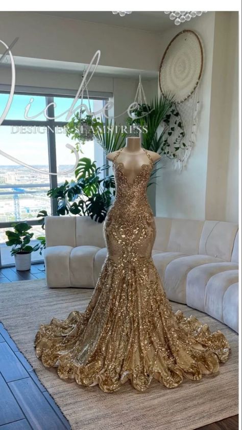 Sweet 16 Gold Dress, Brown And Gold Prom Dress, Brown Prom Dress, Prom 2k24, Brown Prom Dresses, Prom Dress Cute, Prom Dresses Gold, Themed Prom Dresses, Cute Prom Dress