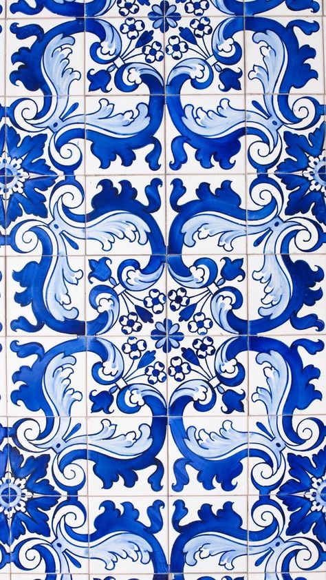 Mediterranean Wallpaper, Flower Design Vector, Italian Tiles Pattern, Geometric Patterns Drawing, Blue Drawings, Greek Blue, Wallpaper Iphone Summer, Flower Iphone Wallpaper, Tile Wallpaper