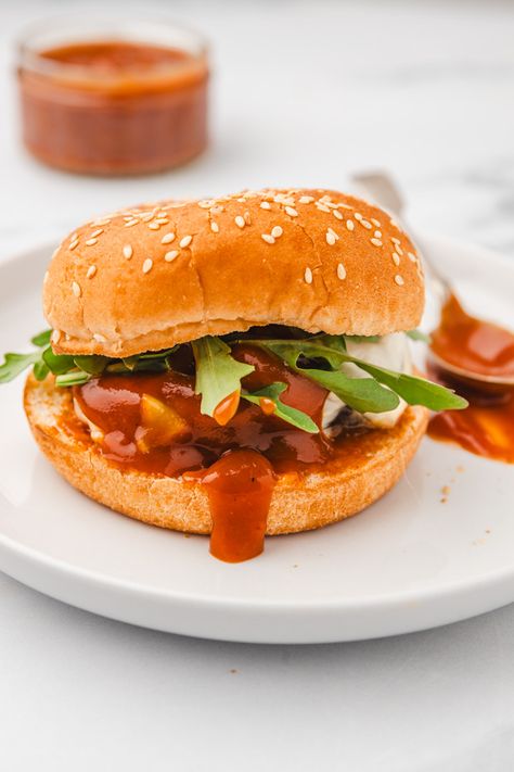 Condiments and Sauces - The Dinner Bite Burger Sauce No Mayo, Homemade Burger Sauce, Best Burger Sauce, Easy Burgers, Homemade Burger, Vegetarian Barbecue, Keto Burger, The Best Burger, 5 Minute Meals