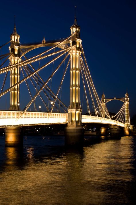 Another shot of Chelsea Bridge at night, London, England Chelsea City, Amazing Bridges, Midnight City, London Night, Chelsea London, London Bridge, London Calling, London Love, England Uk