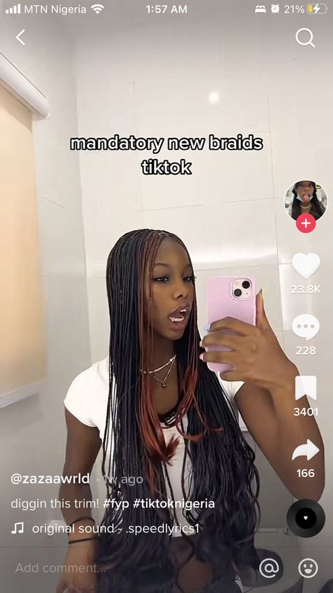 Braid Money Piece, Braids For Black Women Layers, Layer Braids Black Hairstyles With Color, Gold Wigs For Black Women, Big Layered Braids, Money Piece Box Braids, Layered Braid Hairstyles, Layerd Braids For Black Women, Long Layered Braids