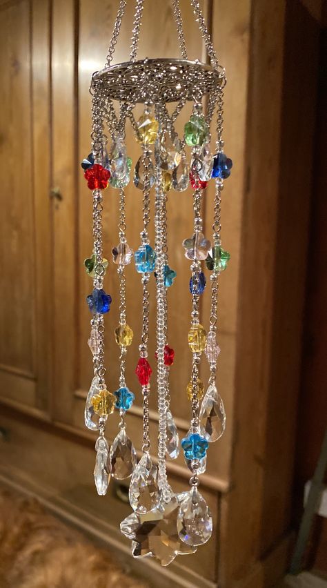 Mobiles Diy, Crystal Windchimes, Chandelier Diy Crystal, Hanging Suncatchers, Crystal Suncatchers Diy, Suncatcher Diy, Glass Bead Crafts, Wind Chimes Craft, Hand Beaded Jewelry