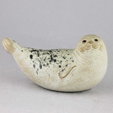 Harbor Seal, Lisa Larson, Pottery Animals, Sculptures Céramiques, Ceramic Artwork, Hand Built Pottery, Pottery Classes, Clay Animals, Ceramic Animals