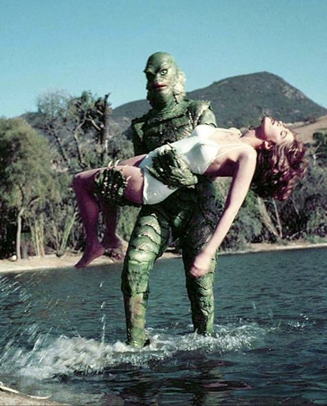 Julie Adams, Creature From The Black Lagoon, The Black Lagoon, Abbott And Costello, Famous Monsters, Classic Horror Movies, Horror Icons, Black Lagoon, Universal Monsters