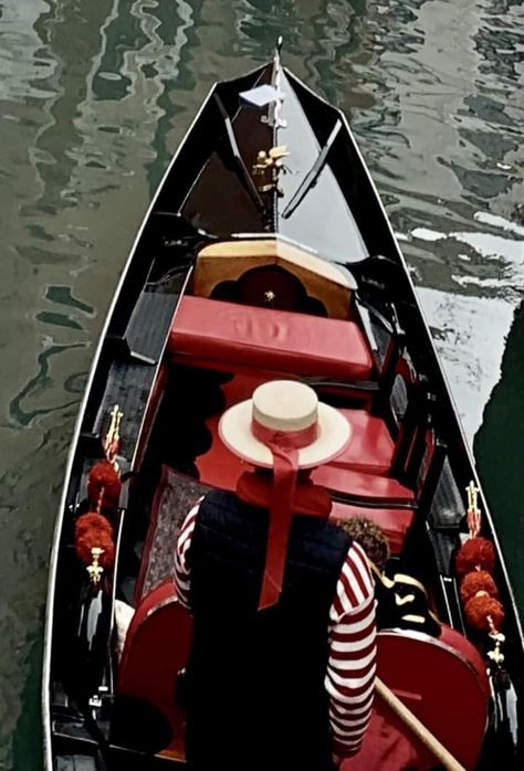 A gondola in Venice Italy Venice Aesthetic Vintage, Venice Winter, Venice Italy Aesthetic, Italy Aesthetic, Brand Book, Venice Italy, Venice, Italy, Red