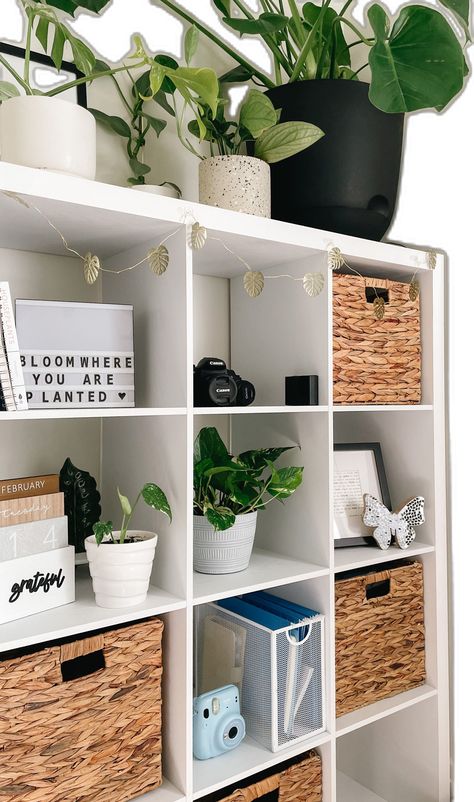 Ikea Kallax Styling Ideas, Cube Shelf Decor Office, Decorating Cubby Shelves, Cube Shelf Decor Aesthetic, 3x3 Cube Shelf Ideas, Kallax Shelf Decor, Cube Unit Decor, Decorate Cube Shelves, Ikea Box Shelf Cubes Ideas