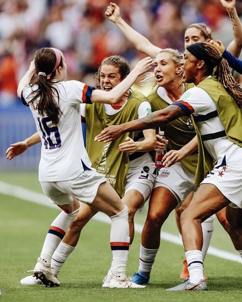 Rose Lavelle #16 receives congratulations from teammates after driving the ball into the back of the net for USA’s second goal in the championship match with the Netherlands in the 2019 FIFA Women’s World Cup. Women’s World Cup, Rose Lavelle, Woman Soccer, Us Women's National Soccer Team, Girls Soccer Team, Usa Soccer Team, Soccer Women, Uswnt Soccer, Women's Soccer Team