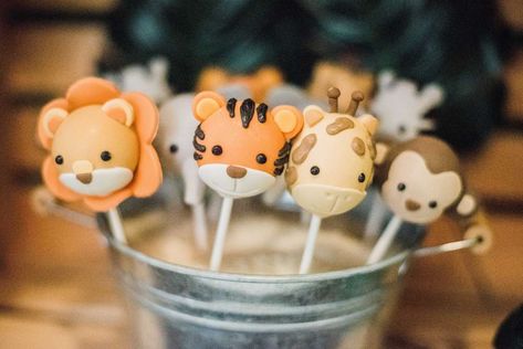 Jameson's Wild Safari Party | CatchMyParty.com Two Wild Cake Pops, Safari Desserts, Sara Safari, Wild Animal Cake, Jungle Cake Pops, Two Wild Cakes, Jungle Birthday Cake, Zoo Animal Cakes, Animal Party Ideas