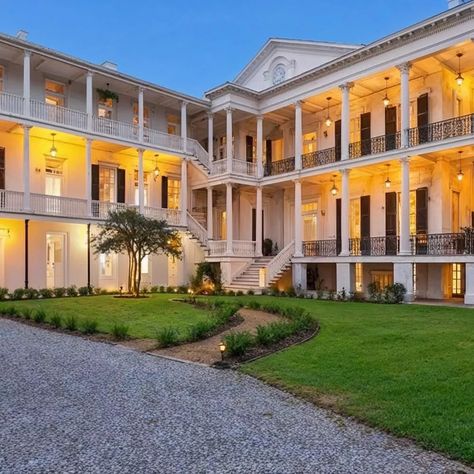 Rear View of Buckner Mansion – Three-Story Balconies and Southern Landscape Buckner Mansion, Coven House, Southern Landscape, White Facade, Living Design Ideas, Wrap Around Balcony, Southern Mansions, Ionic Column, American Horror Story Coven