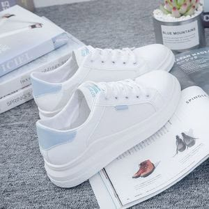 Sneakers For Girls Fashion, Aesthetic White Sneakers, Girls Shoes Teenage Heels, Girls Shoes Teenage Sneakers, Shoes For Girls Stylish Sneakers, Trendy Shoes For Teens, Sneakers For Girls Casual, Trendy Shoes For Women Casual, Aesthetic White Shoes