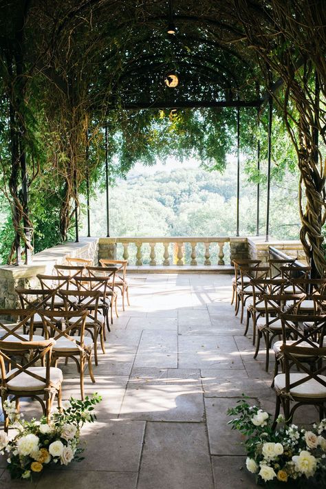 Wedding Ceremony Intimate, Whimsical Micro Wedding, Cheekwood Estate And Gardens Wedding, Small Estate Wedding, Wisteria Arbor Cheekwood Wedding, Intimate Garden Wedding Ceremony, Small Garden Wedding Ceremony, Cheekwood Estate And Gardens, Intimate Wedding Details